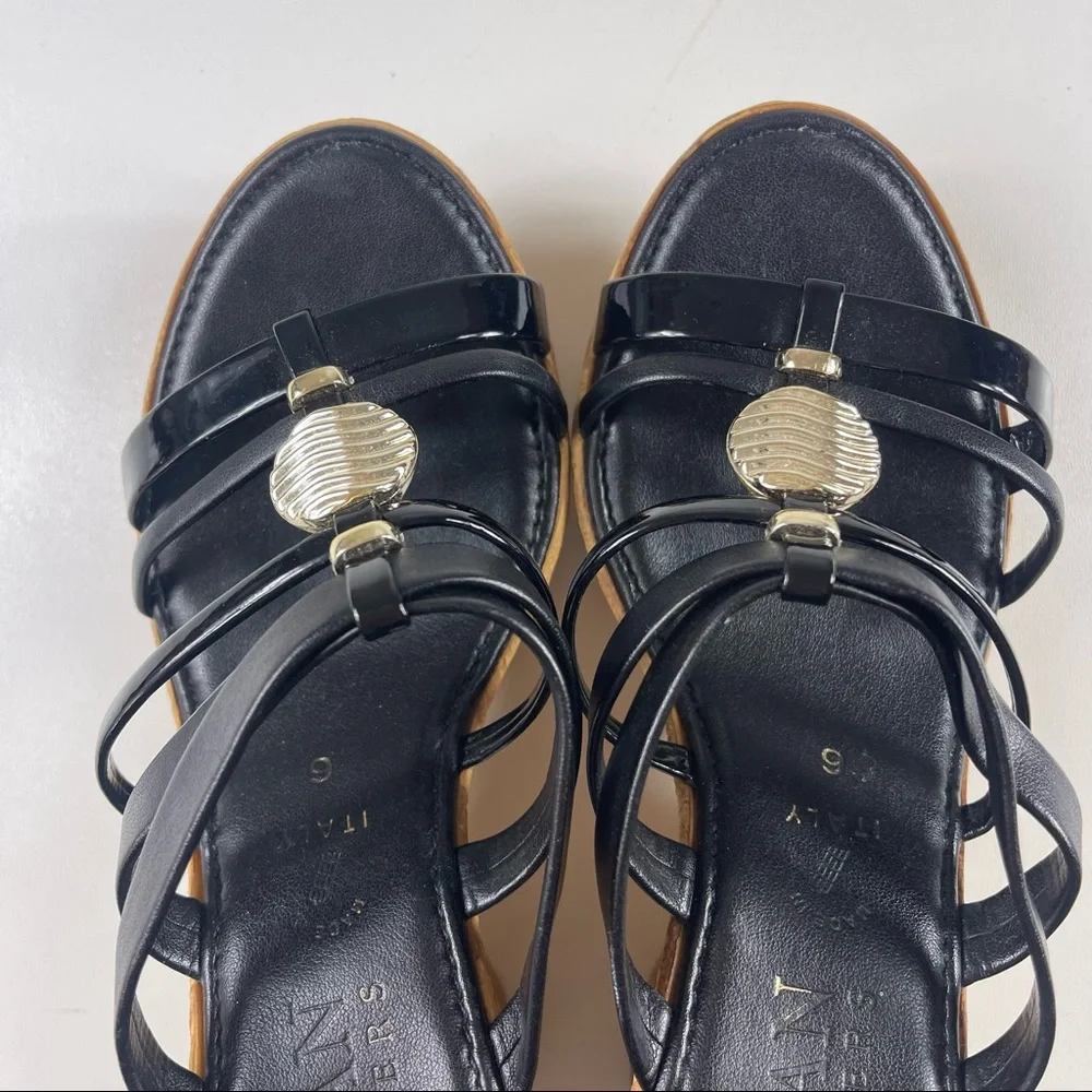 Italian Shoemakers chic strappy